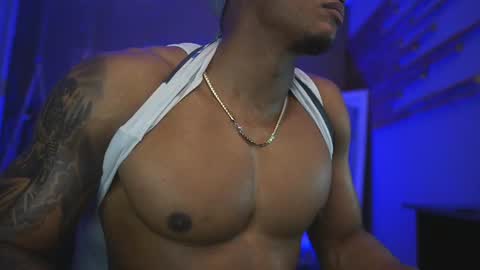 logan_varela online show from June 26, 5:04 pm