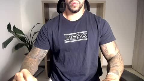 Logan Wolfp online show from May 24, 6:41 am