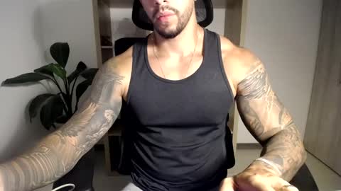 Logan Wolfp online show from May 9, 2:56 am