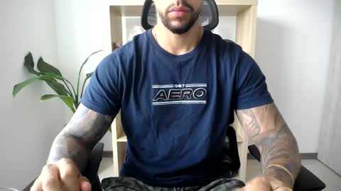 Logan Wolfp online show from May 21, 1:37 pm