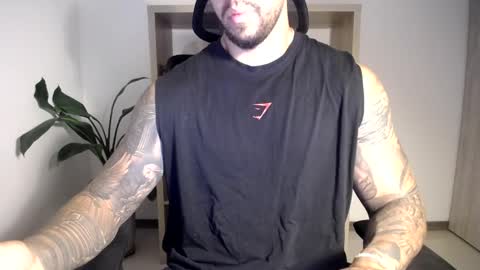 Logan Wolfp online show from May 23, 3:12 am