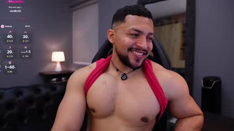 loganmartinx online show from July 6, 11:38 pm