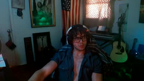 loggie62 online show from August 3, 6:47 pm