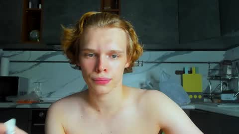Kenndi online show from July 28, 7:39 pm
