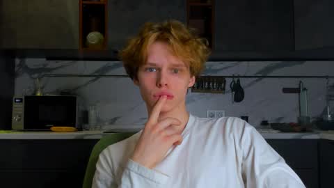 Nelis online show from May 15, 3:53 pm