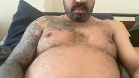 london_lad_101 online show from May 3, 9:45 am