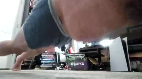 lonelypirate2026 online show from May 15, 1:19 pm