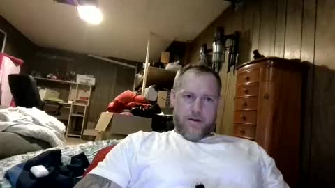 Bradsobad88 online show from June 5, 6:52 am