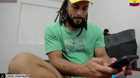 louis_marley_ online show from May 12, 1:25 am