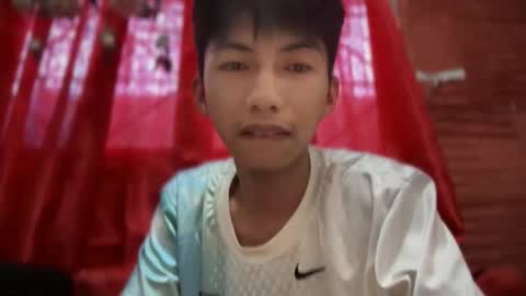 lovelyboy_jm online show from May 3, 4:37 am