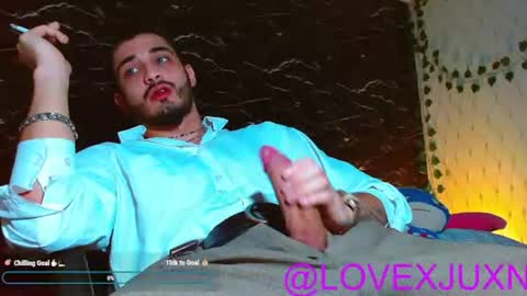 lovexjuxn77 online show from June 9, 8:21 pm
