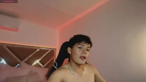 luca_voss1 online show from April 22, 12:10 pm