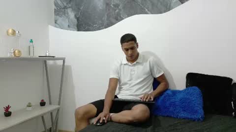 lucas837481 online show from June 29, 11:10 am