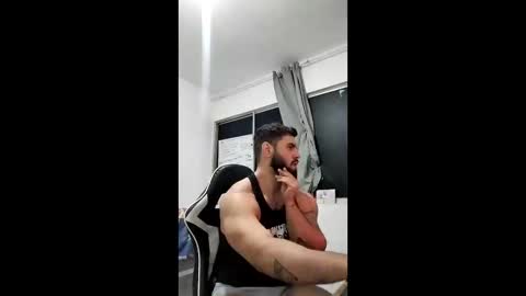 lucas_wolfx online show from May 16, 10:41 pm