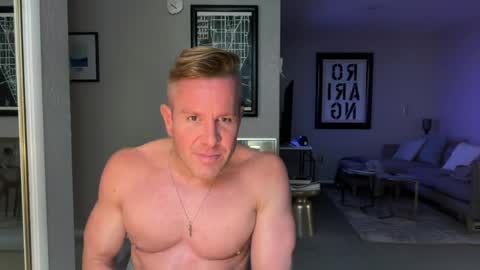 Lucas Jake online show from May 8, 1:39 am