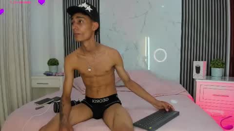 Lucas online show from July 28, 5:04 am