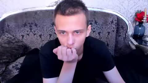 lucaskaur online show from August 1, 12:26 pm