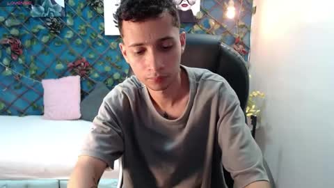 LucassSmith11 online show from May 12, 10:29 pm