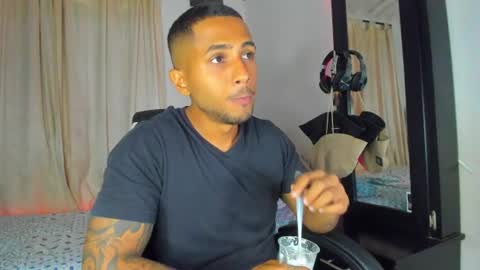 Lucaswatsons online show from July 9, 3:22 am