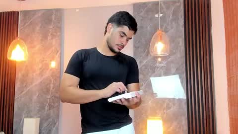 Luciano online show from June 8, 12:17 pm