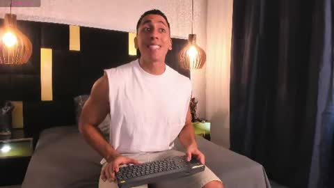 Lucio online show from June 11, 12:03 pm