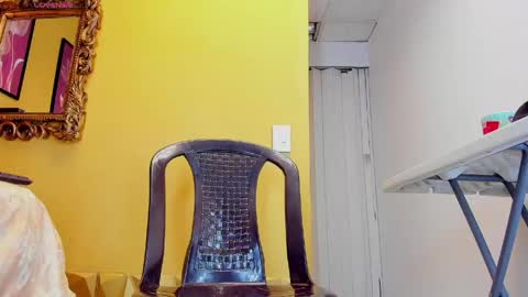 luckk_ online show from May 24, 7:14 am
