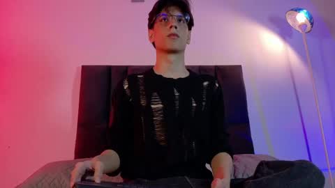 Lui online show from May 2, 2:58 am