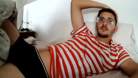 luiscontigo69 online show from July 3, 12:22 pm