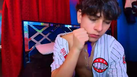 Luke online show from April 22, 6:23 pm
