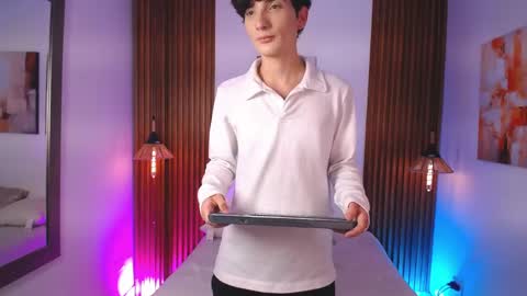 Lumier  online show from April 30, 8:38 pm