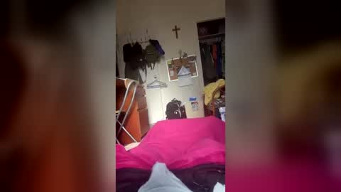lunasluvsu85 online show from July 5, 3:32 am