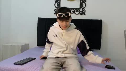 lunaydream online show from July 21, 11:56 am