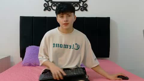 lunaydream online show from June 22, 11:26 am