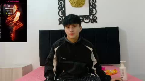 lunaydream online show from June 11, 12:25 pm