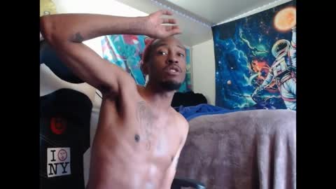LUST online show from May 10, 8:32 pm