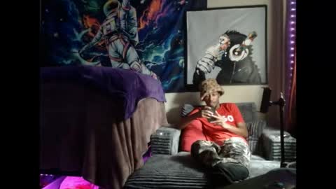 LUST online show from May 27, 1:52 pm