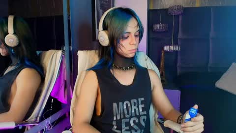 Luxiel 3 online show from April 27, 9:09 pm
