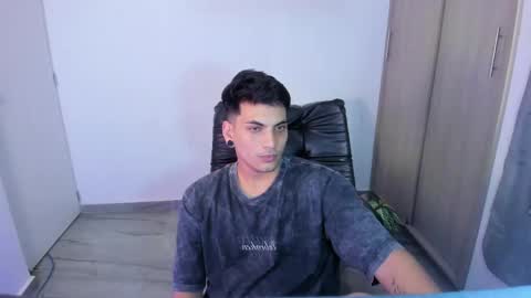 luxrx online show from May 25, 8:48 pm