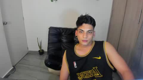 luxrx online show from May 3, 11:18 pm