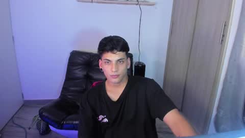 luxrx online show from May 26, 8:49 pm