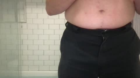 lvguynextdoor440656 online show from June 18, 9:09 pm
