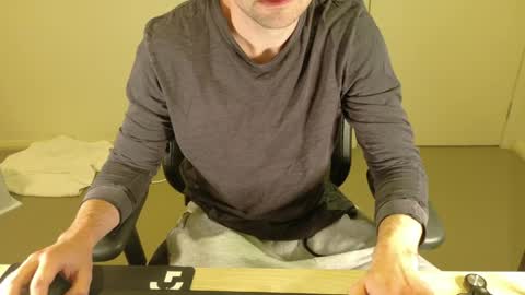 lxgxnd99 online show from May 8, 2:50 pm