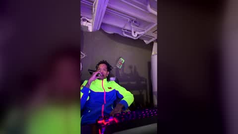 lxrdhxkvgemvsterjuice online show from April 28, 1:49 pm