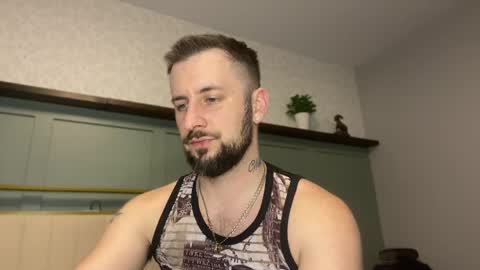 m_stephen online show from May 4, 11:39 pm
