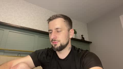 m_stephen online show from May 14, 3:15 am
