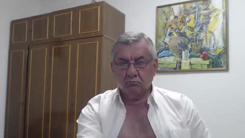 Macho online show from May 13, 9:23 pm