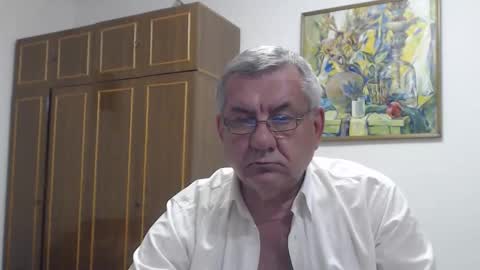 Macho online show from May 14, 9:57 pm