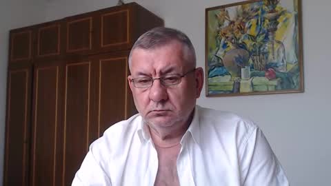 Macho online show from May 16, 2:59 pm