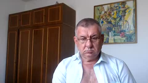 Macho online show from June 24, 2:09 pm