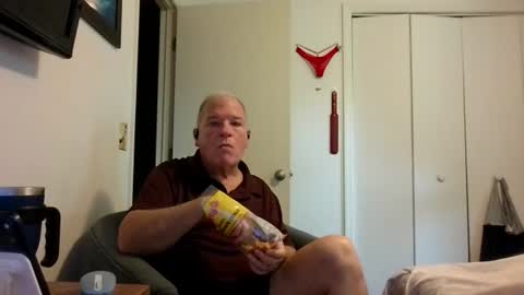 mackdocc001 online show from July 1, 3:02 pm